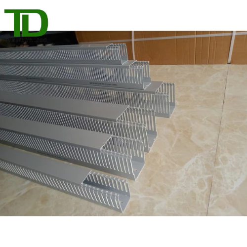 máng điện nhựa