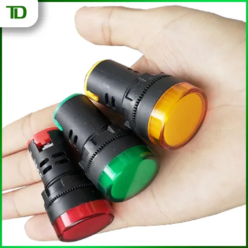 Giải pháp khắc phục đèn báo tủ điện bị chập chờn tại xưởng cơ khí