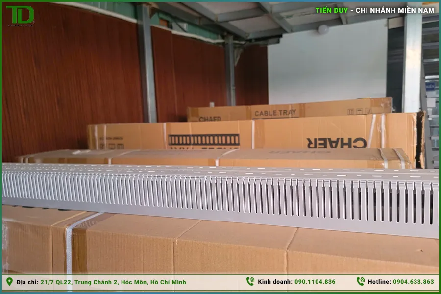 Nguồn sỉ máng nhựa tủ điện Chaer sẵn hàng số lượng lớn tại TP. Hồ Chí Minh (hình 1)
