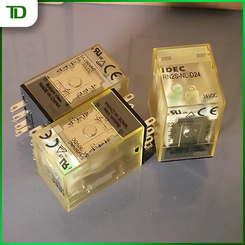 Bảng giá relay trung gian idec cập nhật 2026