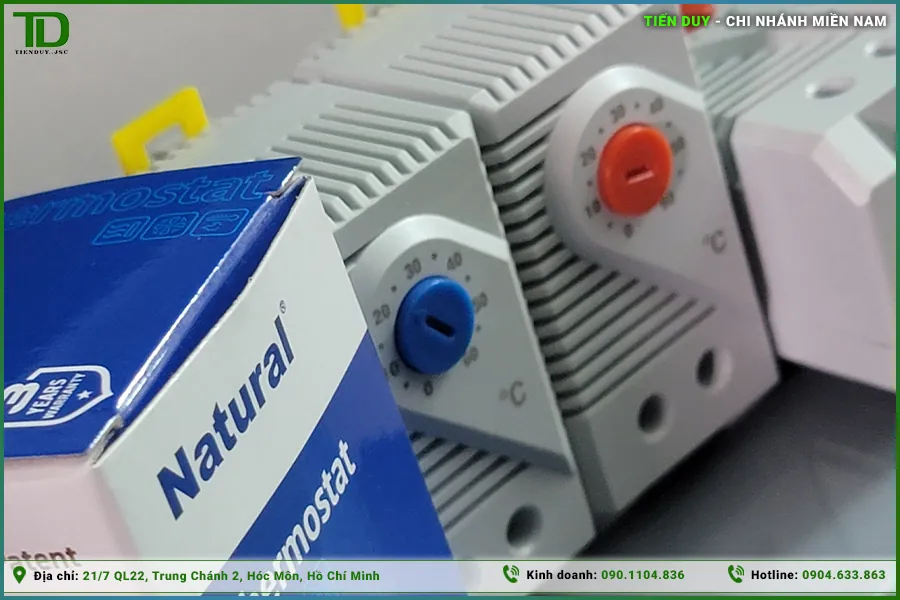 Ứng dụng bộ điều khiển nhiệt độ Natural cho tủ điều khiển tự động (hình 1)