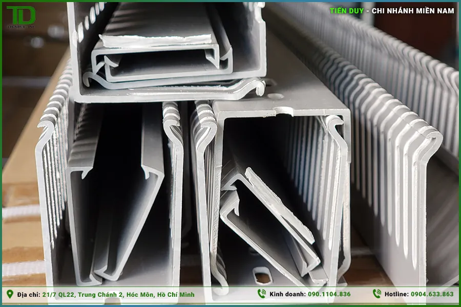 Các kích thước Máng đi dây tủ điện Chaer (hình 2)