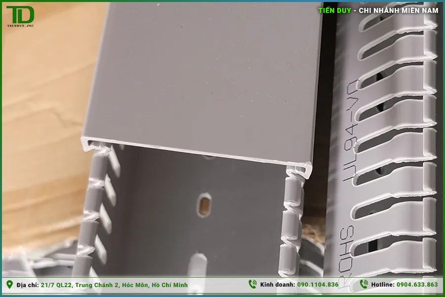 Tiêu chuẩn chọn máng nhựa tủ điện Chaer cho nhà xưởng (hình 4)