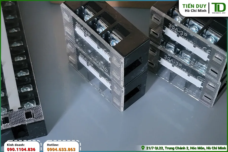 Cầu đấu khối 30A Hivero thường được dùng cho những loại tủ điện nào? (hình 3)