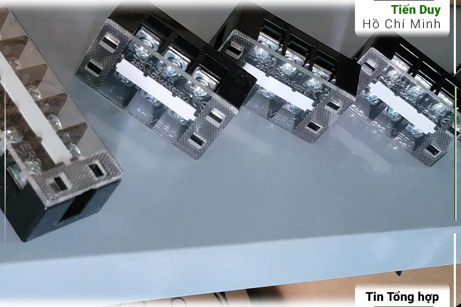 Domino điện được tạo ra như thế nào? (hình 4)